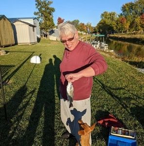 Meet your Posher, Becky